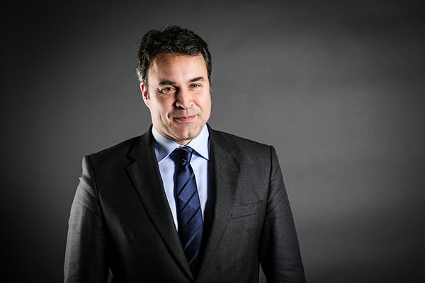 Dr. Jens Wolf Dr. Jens Wolf