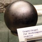 Brennstoffkugel für einen Hochtemperaturreaktor