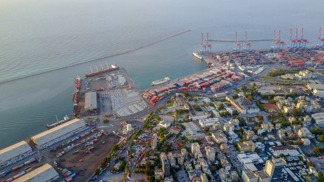 Hafen von Beirut